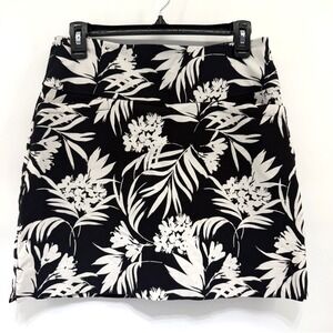 SC & Co 360 Tummy Control Skort Skirt Black Floral Women M Pockets Golf Tennis